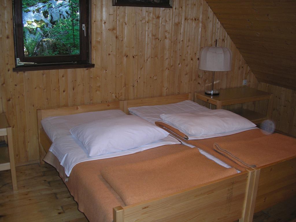 Camping Pivka Jama Postojna Δωμάτιο φωτογραφία