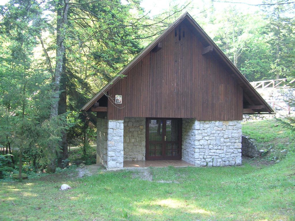 Camping Pivka Jama Postojna Εξωτερικό φωτογραφία
